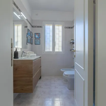 Saragozza Modern * Bolonia