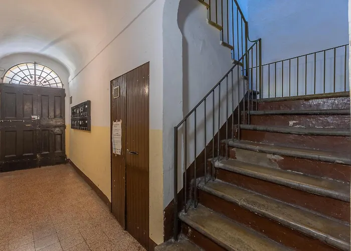 Guesthost - Saragozza Modern Apartament Bolonia