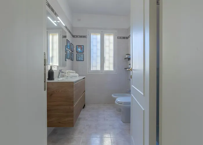 Guesthost - Saragozza Modern * Bolonia